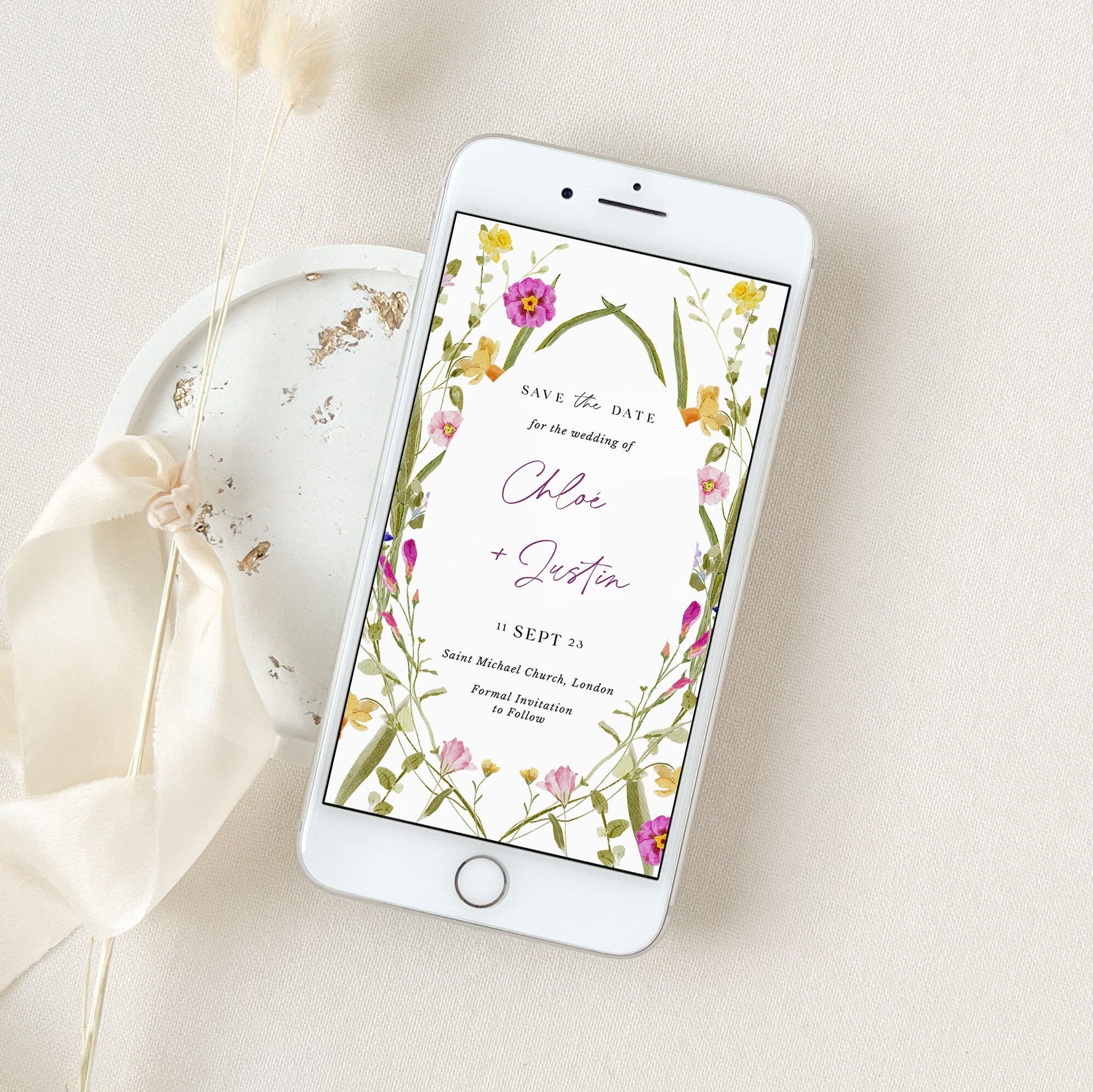 CHLOÉ Digital Save the Date Flowers