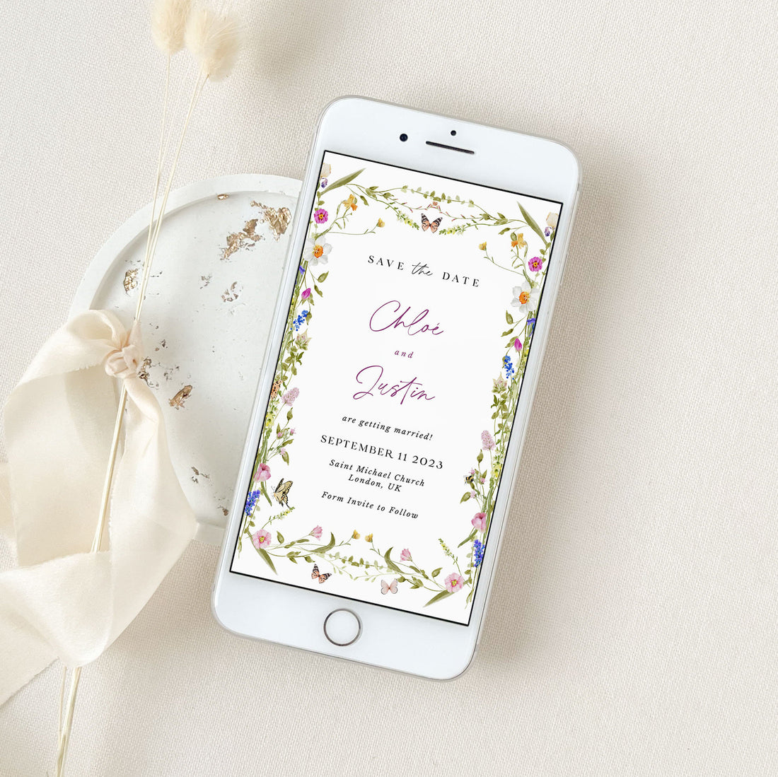CHLOÉ Flower Save the Date Electronic