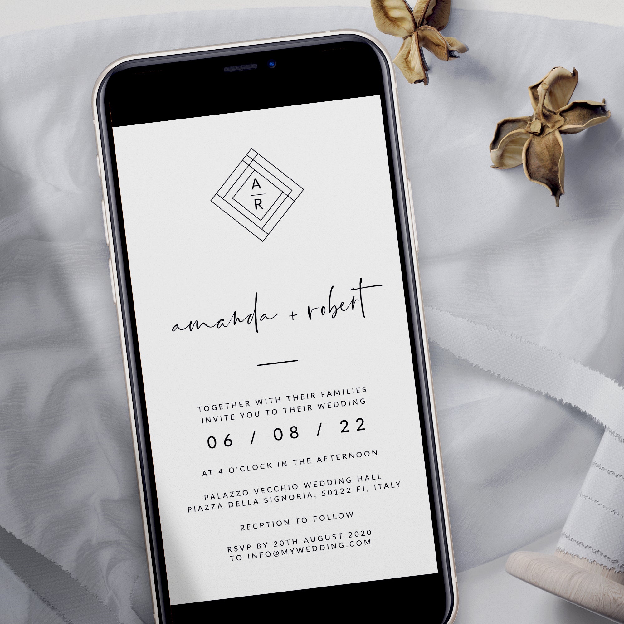 Giulia | Modern Electronic Wedding Invitation
